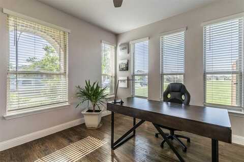 10212 Fox Manor Trail, Fort Worth, TX 76131