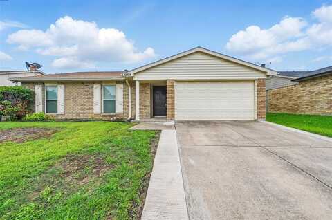 6904 Sandstone Court, Fort Worth, TX 76120