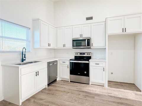 2817 Vinnie Street, Greenville, TX 75401