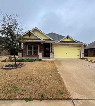 948 E 5th Street, Springtown, TX 76082
