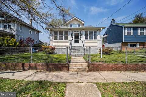 6318 GATEWAY BLVD, DISTRICT HEIGHTS, MD 20747
