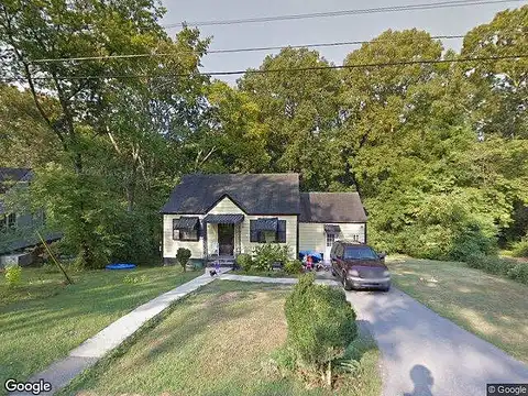 Peggy, CHATTANOOGA, TN 37404