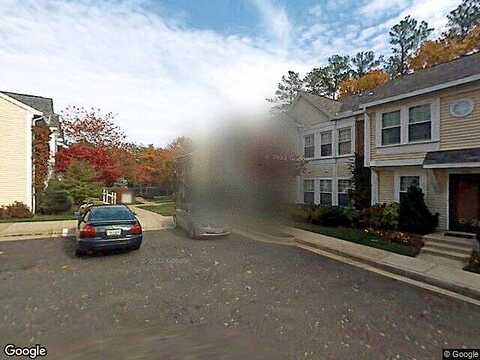 Lakeside View, FALLS CHURCH, VA 22041
