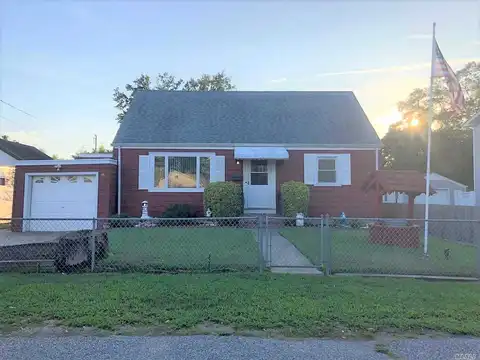 9Th, LINDENHURST, NY 11757