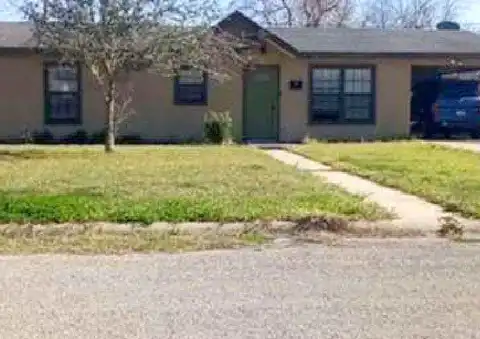 Huntington, BEEVILLE, TX 78102