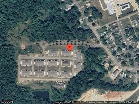 Queen Anne Dr Nw, MASSILLON, OH 44647