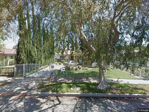 Swinton, GRANADA HILLS, CA 91344