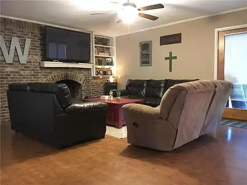 Willowcreek, CLEBURNE, TX 76033