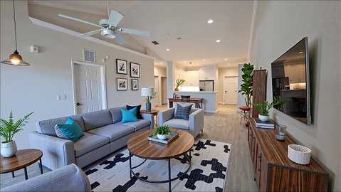 Winding Pines Cir., 204, Cape Coral, FL 33909