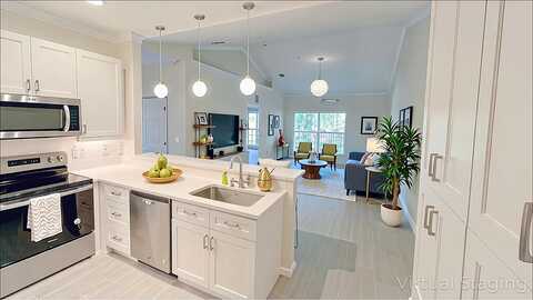 Winding Pines Cir., 205, Cape Coral, FL 33909