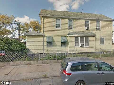 109Th, SOUTH OZONE PARK, NY 11420