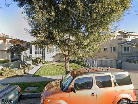 216Th, LAKEWOOD, CA 90715