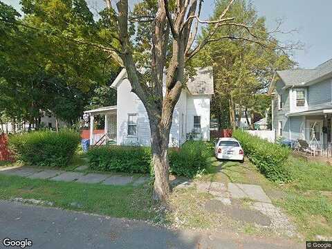 Putnam, MERIDEN, CT 06450