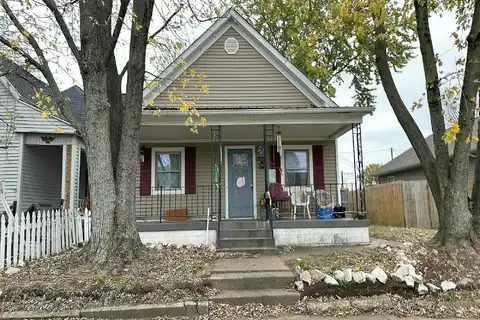 Harriet, EVANSVILLE, IN 47710