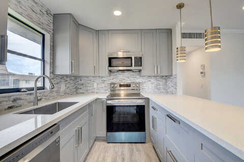 Saxony C, DELRAY BEACH, FL 33446