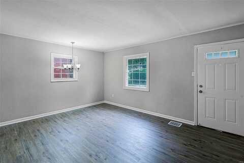 Wiegel, SAINT LOUIS, MO 63135
