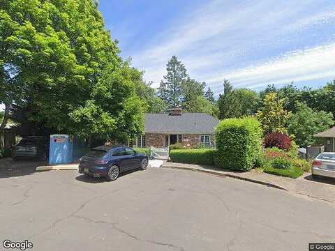 Dapplegrey, LAKE OSWEGO, OR 97034