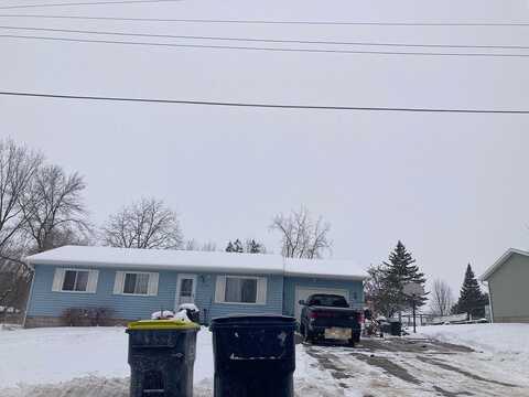Newlander, LINDSTROM, MN 55045
