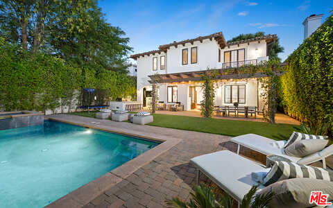 Varden, SHERMAN OAKS, CA 91403