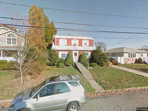 Massachusetts, MASSAPEQUA, NY 11758