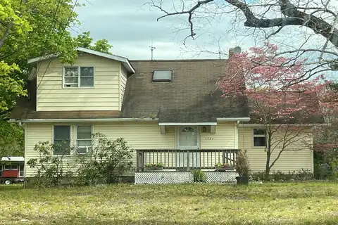 Almond, VINELAND, NJ 08360