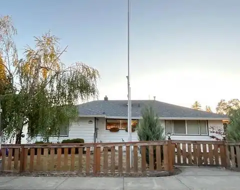 Portland, GLADSTONE, OR 97027