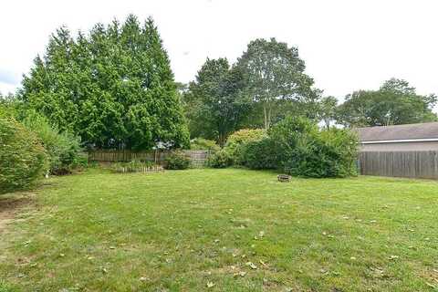 Howland, SEEKONK, MA 02771