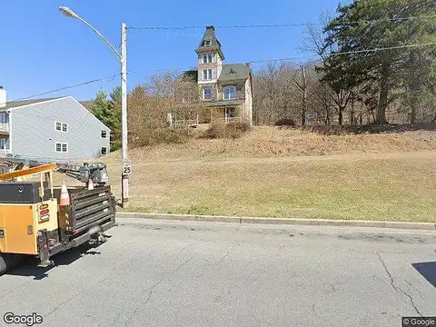 N 14Th St # B, READING, PA 19604