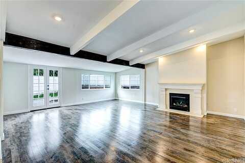 Blythe, WEST HILLS, CA 91304