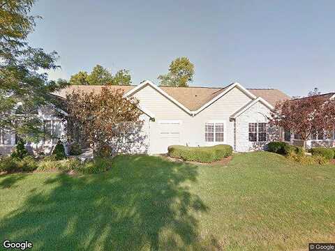 Whispering Pines, TOLEDO, OH 43617