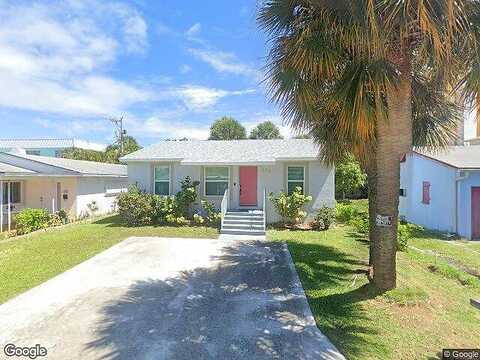 25Th, RIVIERA BEACH, FL 33404