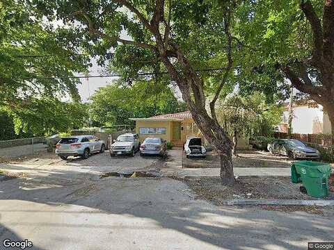 11Th, MIAMI, FL 33135
