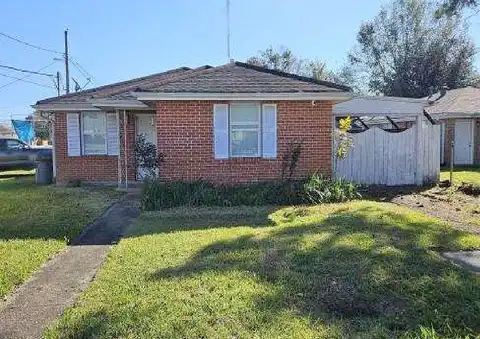 Delille, CHALMETTE, LA 70043