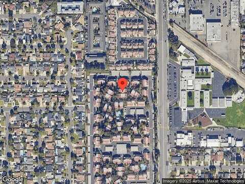 W Greentree Cir, Anaheim, CA 92804