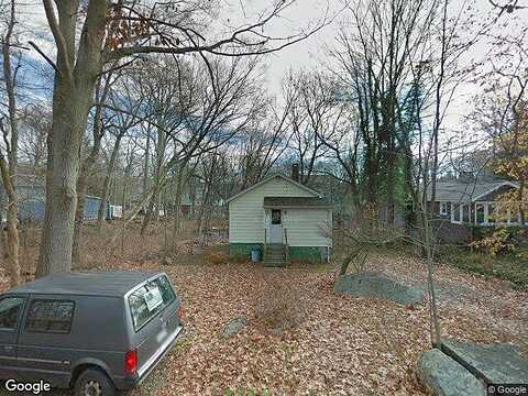 Circle, STRATFORD, CT 06614