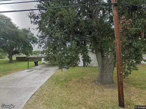 17Th, NEDERLAND, TX 77627