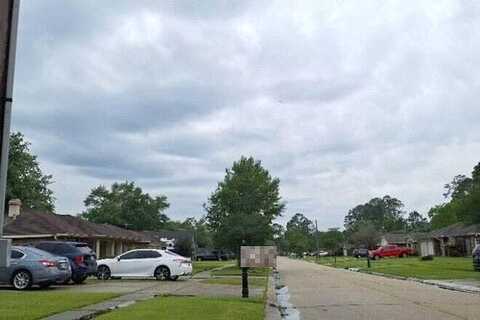 Tanglewood, SLIDELL, LA 70458