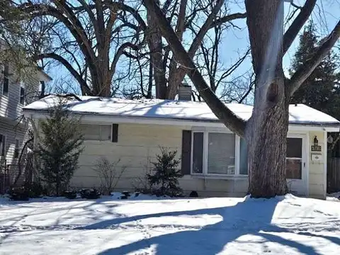 Lakeshore, MUNDELEIN, IL 60060