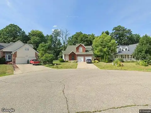 Meadowlane, BURTON, MI 48519
