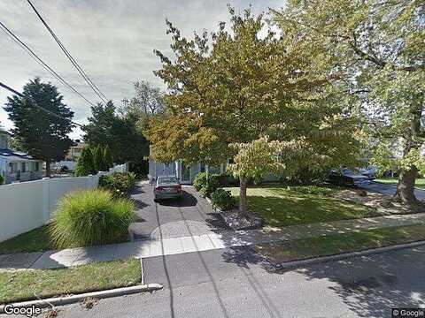 Martin, WESTBURY, NY 11590