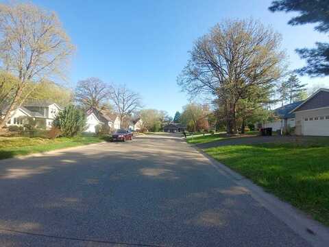 Dorland, SAINT PAUL, MN 55119