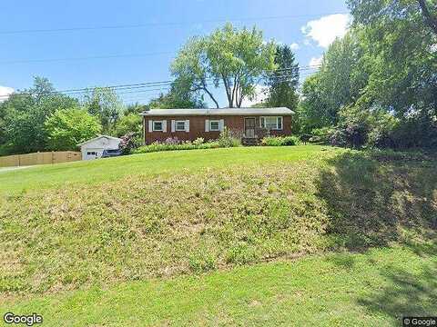 Lora, ASHEVILLE, NC 28803