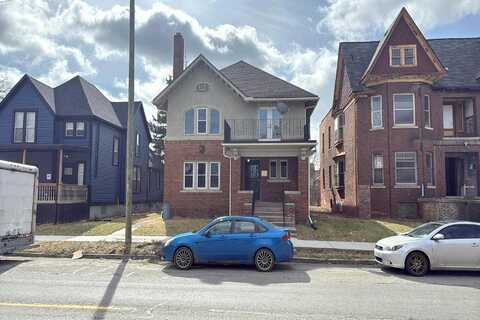 Clairmount, DETROIT, MI 48202
