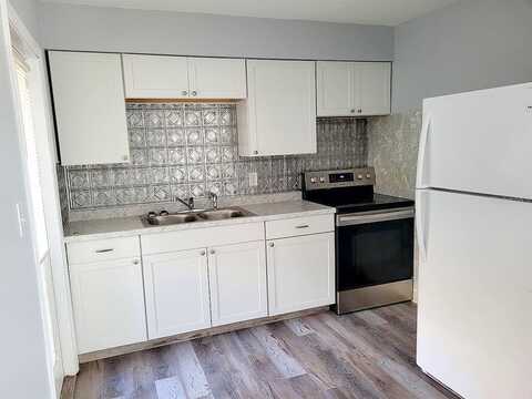 35Th, SAINT PETERSBURG, FL 33710