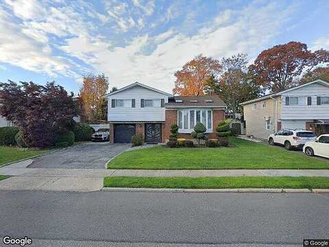 Cedar, WESTBURY, NY 11590
