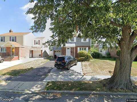 Emily, ELMONT, NY 11003