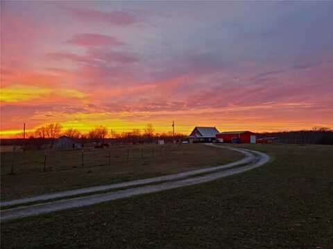 16000 Peterson RD, Gentry, AR 72734