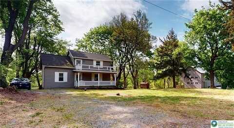 2708 Sullivan Trail, Forks, PA 18040