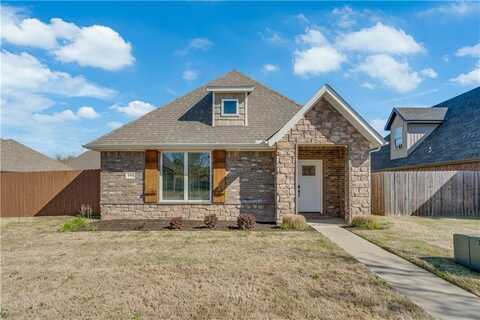 3300 SW Stoneway AVE, Bentonville, AR 72713