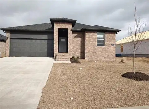 5538 Selah ST, Springdale, AR 72764